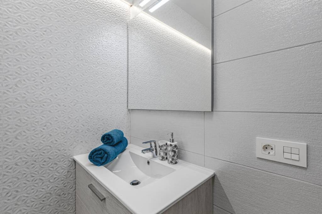 פלאייה דה לאס אמריקס Tenerife Royal Gardens One Bedroom Apartment מראה חיצוני תמונה